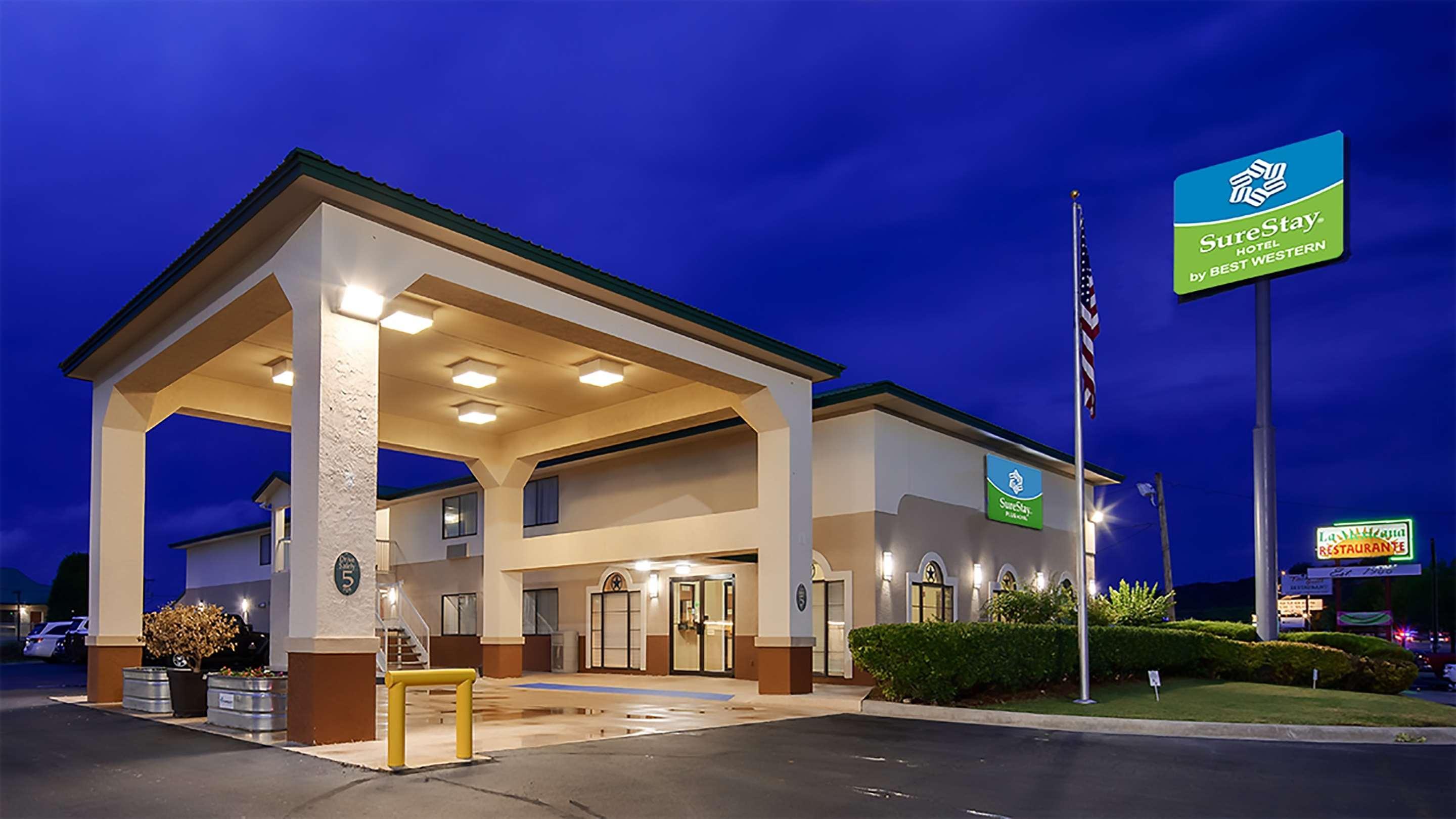 Best Western Plus Main Street Inn Brawley Bagian luar foto