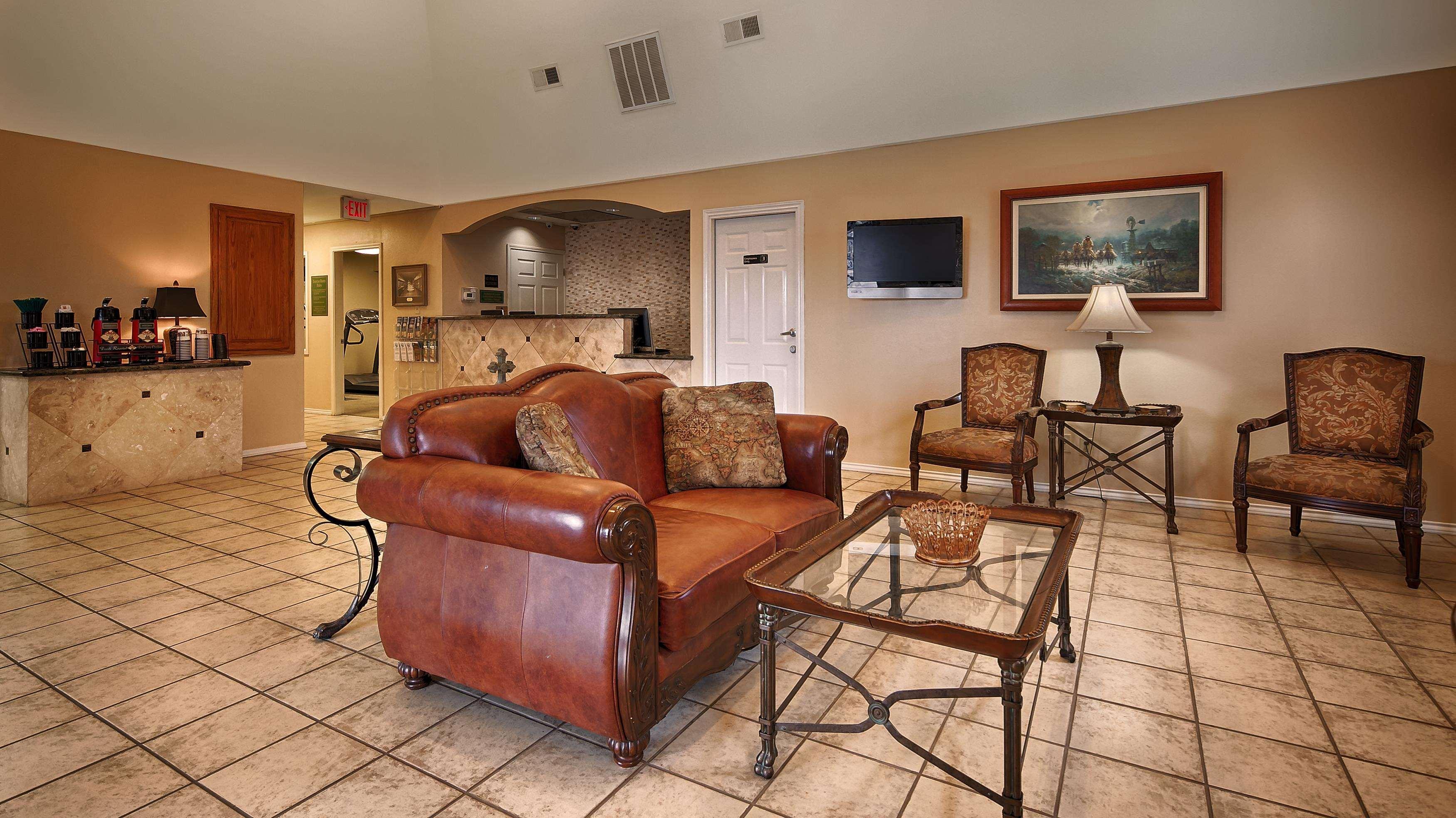 Best Western Plus Main Street Inn Brawley Bagian luar foto