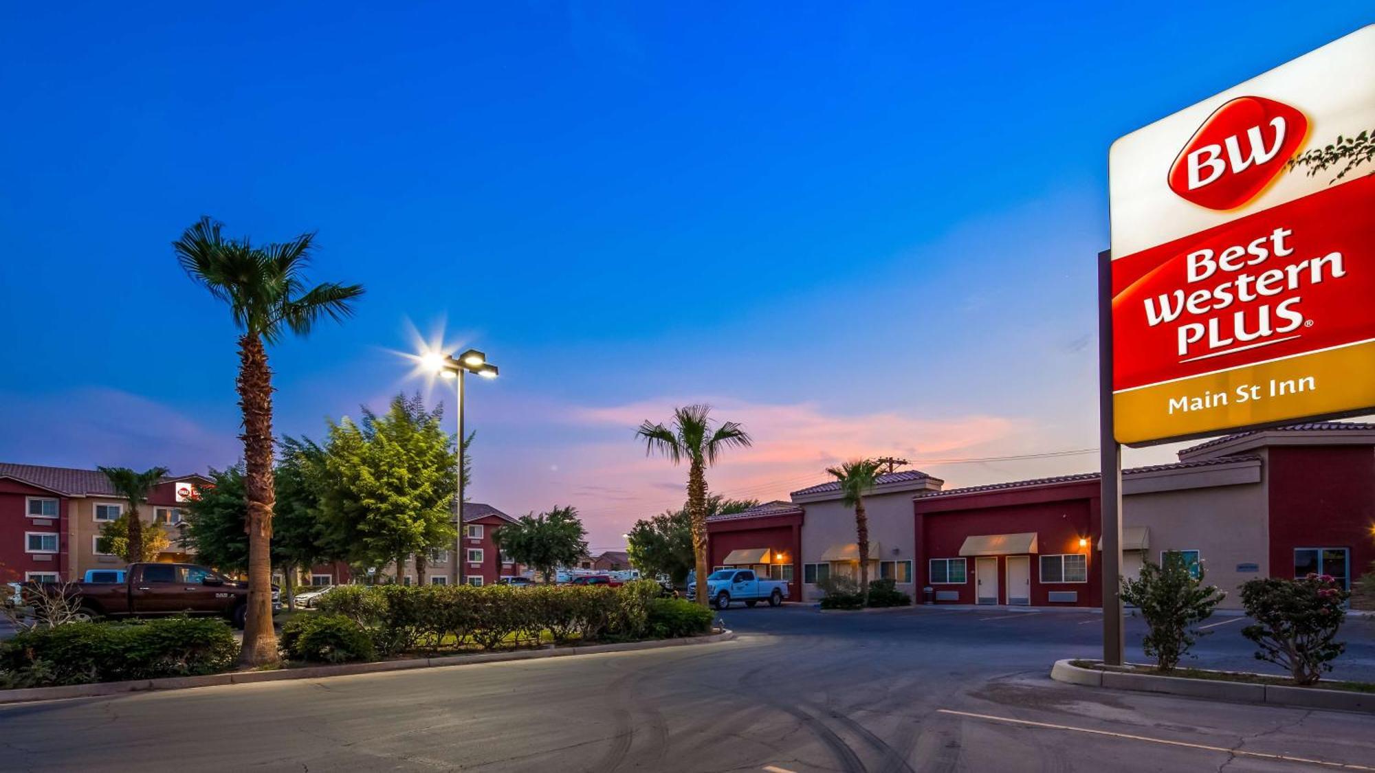 Best Western Plus Main Street Inn Brawley Bagian luar foto