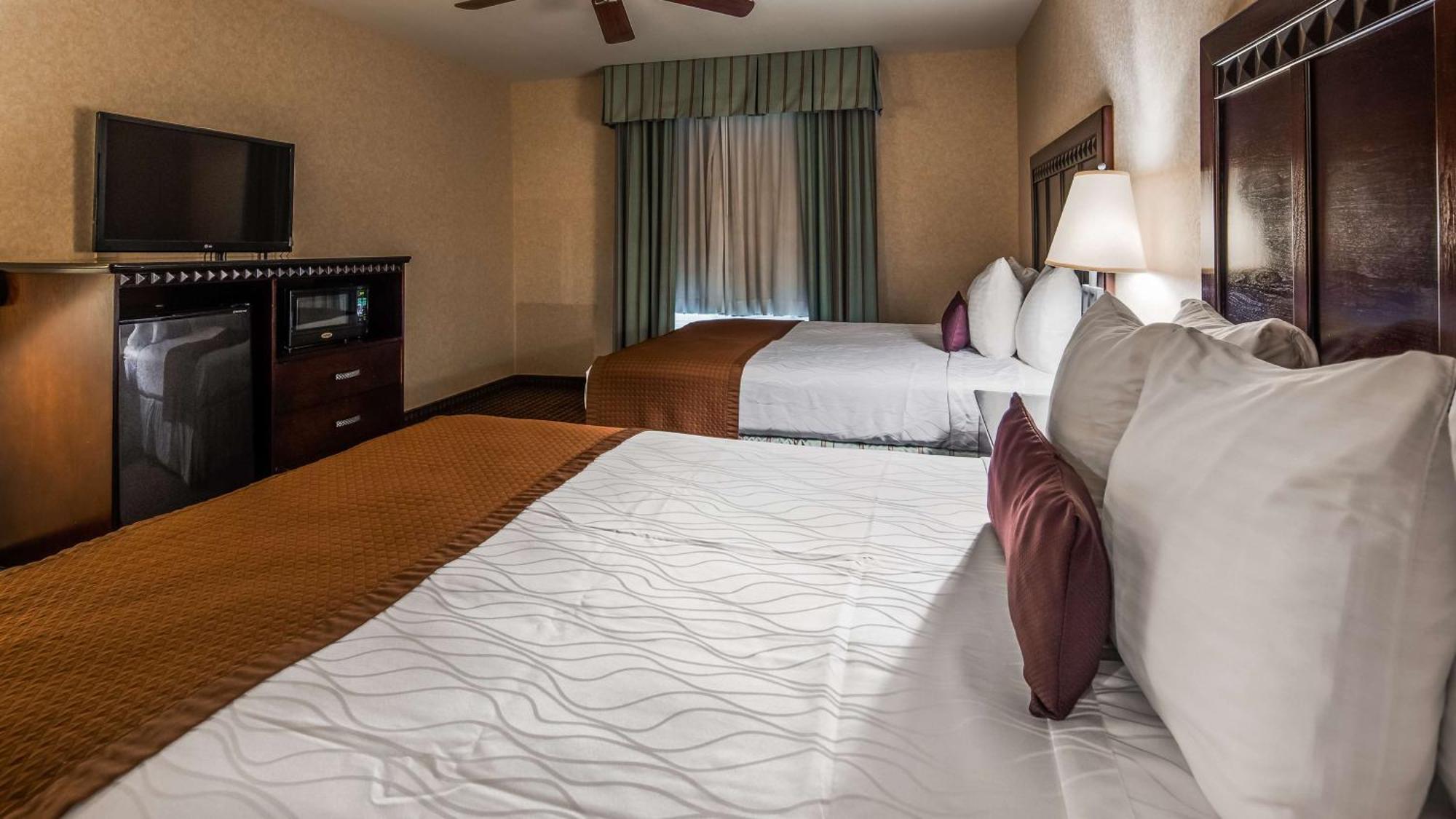Best Western Plus Main Street Inn Brawley Bagian luar foto