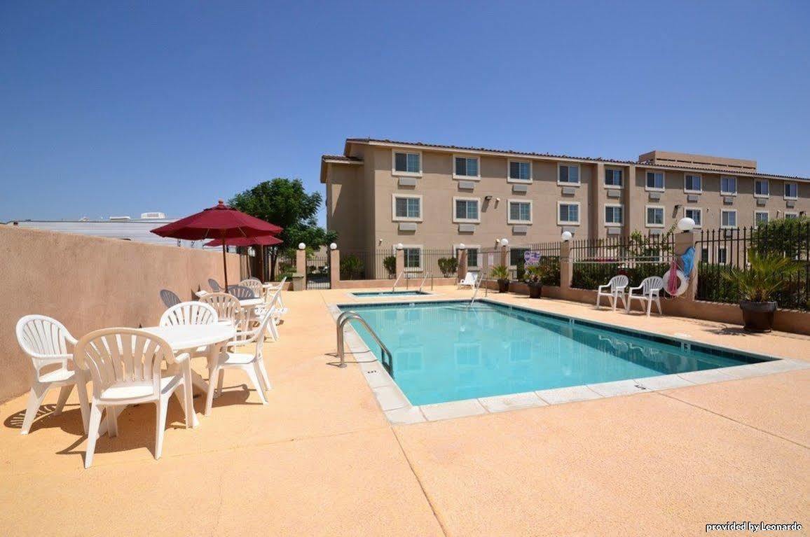 Best Western Plus Main Street Inn Brawley Bagian luar foto