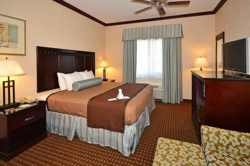 Best Western Plus Main Street Inn Brawley Bagian luar foto